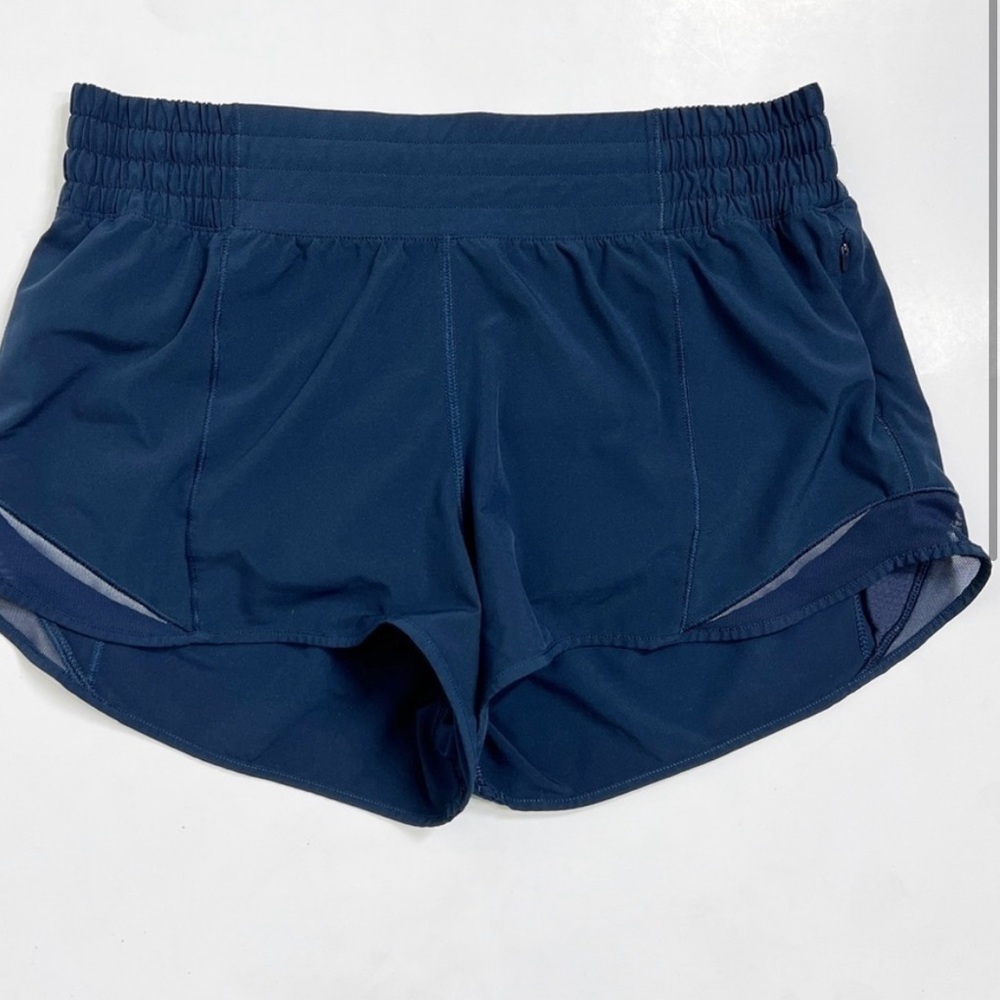Lululemon Hotty Hot High-Rise Short 2.5" True Navy